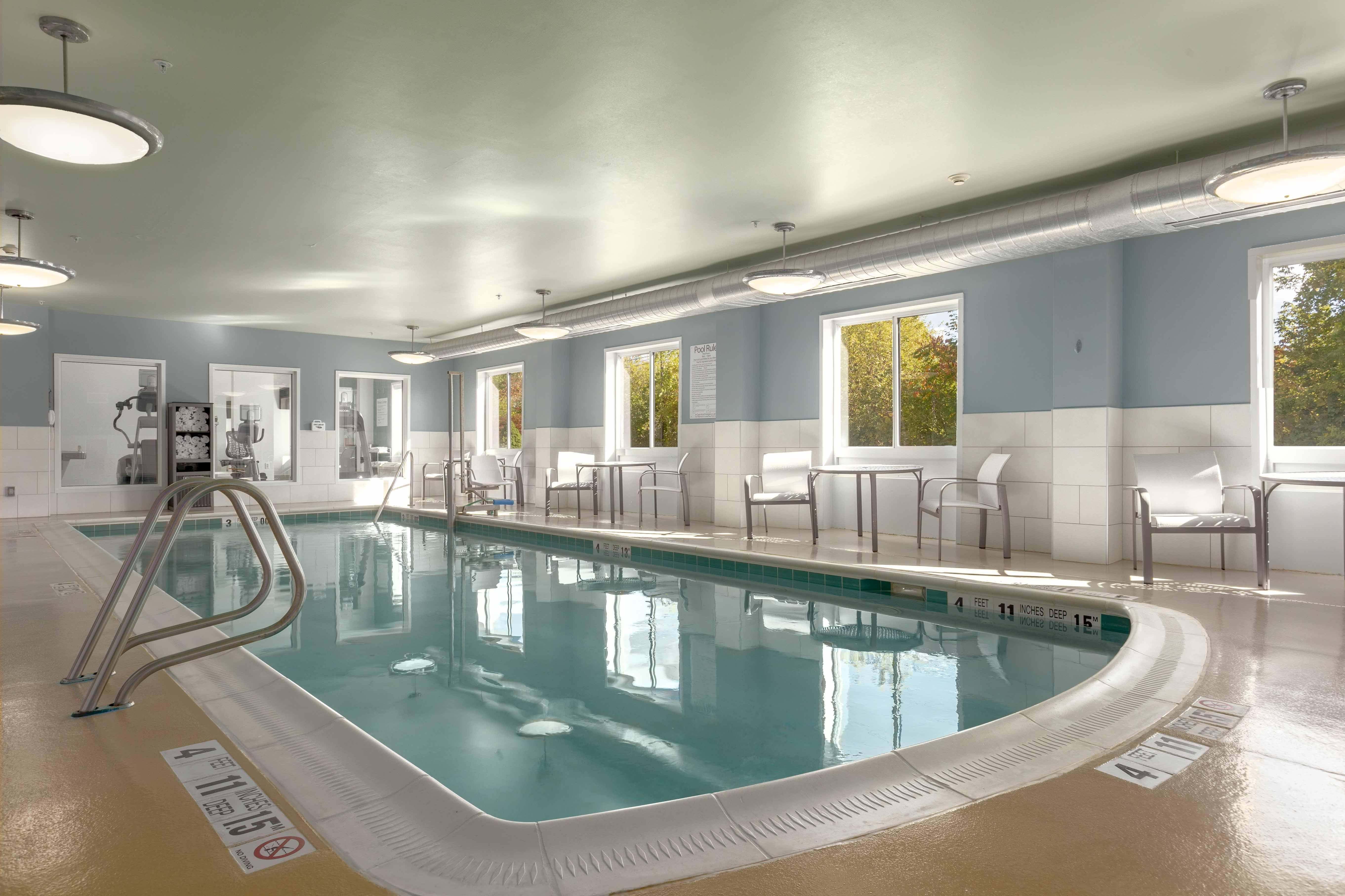 Holiday Inn Express Hotel & Suites Binghamton University-Vestal By Ihg Экстерьер фото