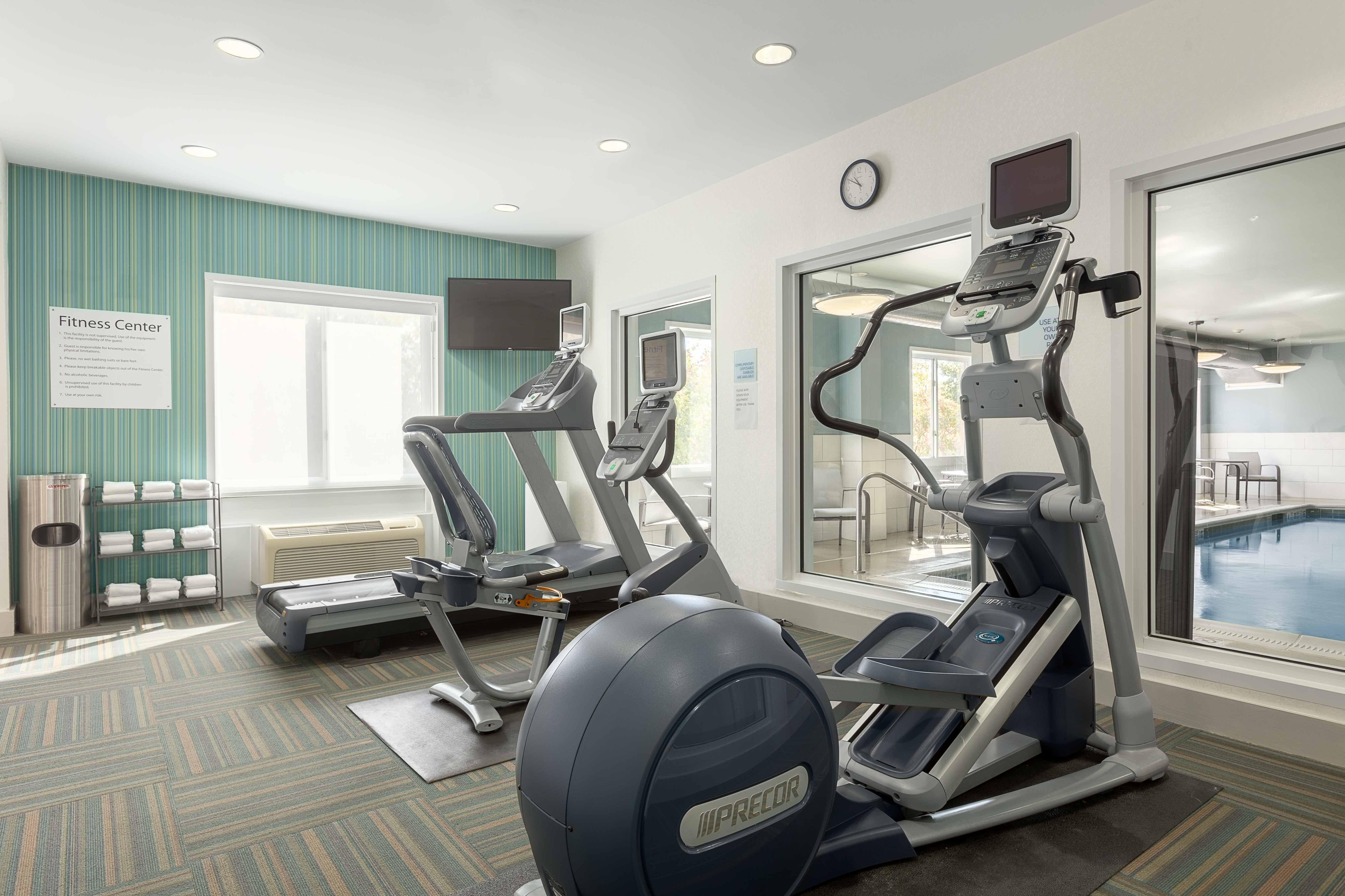 Holiday Inn Express Hotel & Suites Binghamton University-Vestal By Ihg Экстерьер фото